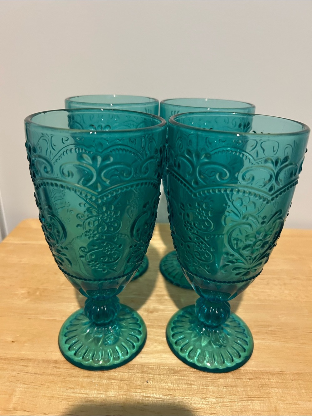 Set of 4 Teal Embossed Goblets Pioneer Woman Amelia goblet